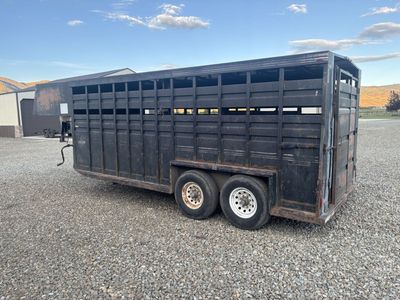 18 foot stock trailer