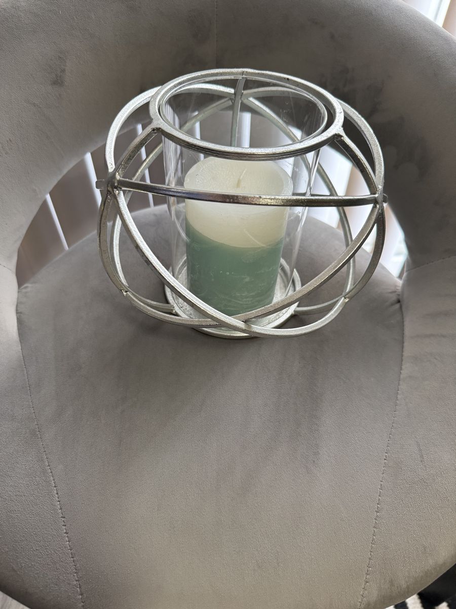 Candle, unused, electron basket