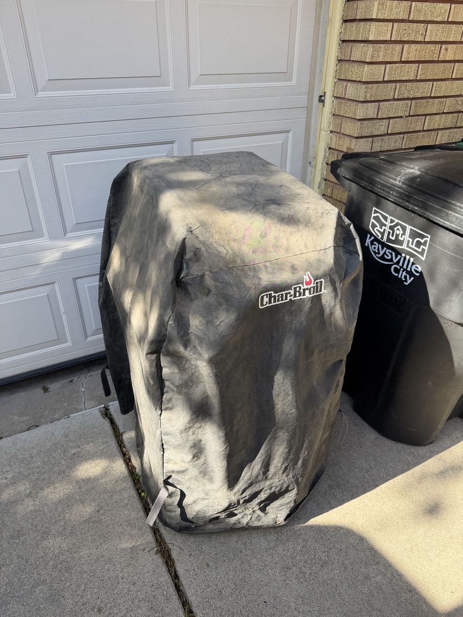 Charbroil Gas Grill