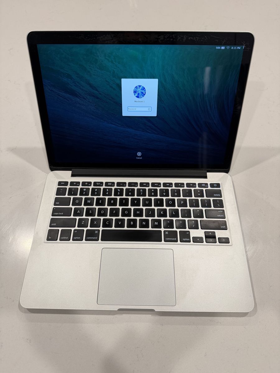 Apple MacBook Pro Retina 13" i5 2.6GHz 8GB RAM 256GB SSD - Fast & Compact