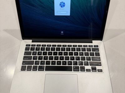 Apple MacBook Pro Retina 13" i5 2.6GHz 8GB RAM 256GB SSD - Fast & Compact