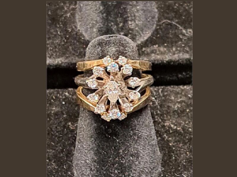 myhometownauctions.com - Jan 6: Jewelry n Coins; Jan 7: Home; and Jan 8: Cards Auctions (My Hometown Auctions)