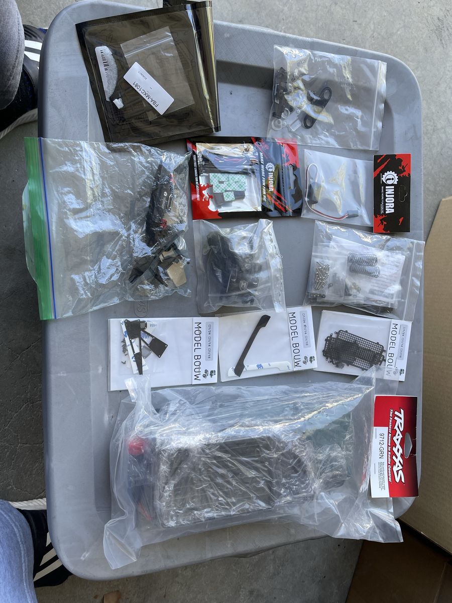 Traxxas Trx4m new parts everything for $40