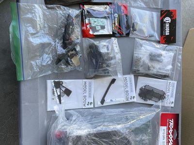 Traxxas Trx4m new parts everything for $40