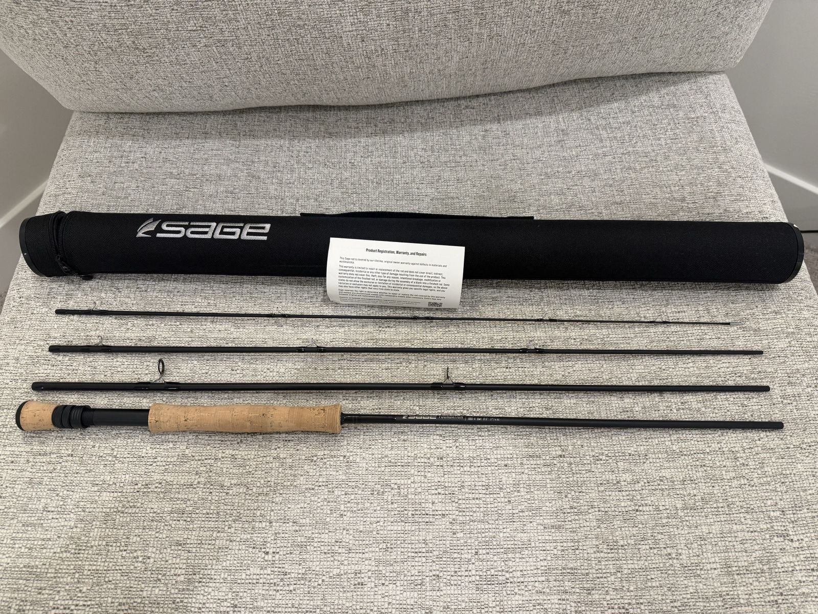Sage Foundation Graphite IIIe 890-4 9' 8WT Fly Rod with Case