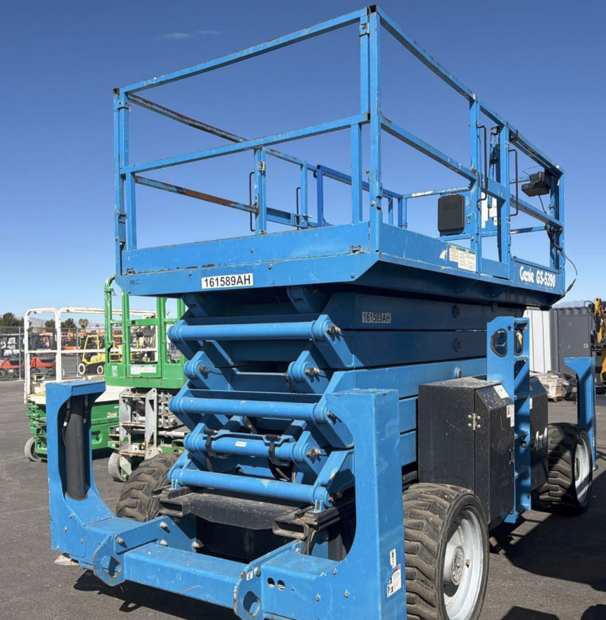 Used Scissor Lift Rough Terrain 4x4 2015 Genie GS-5390RT