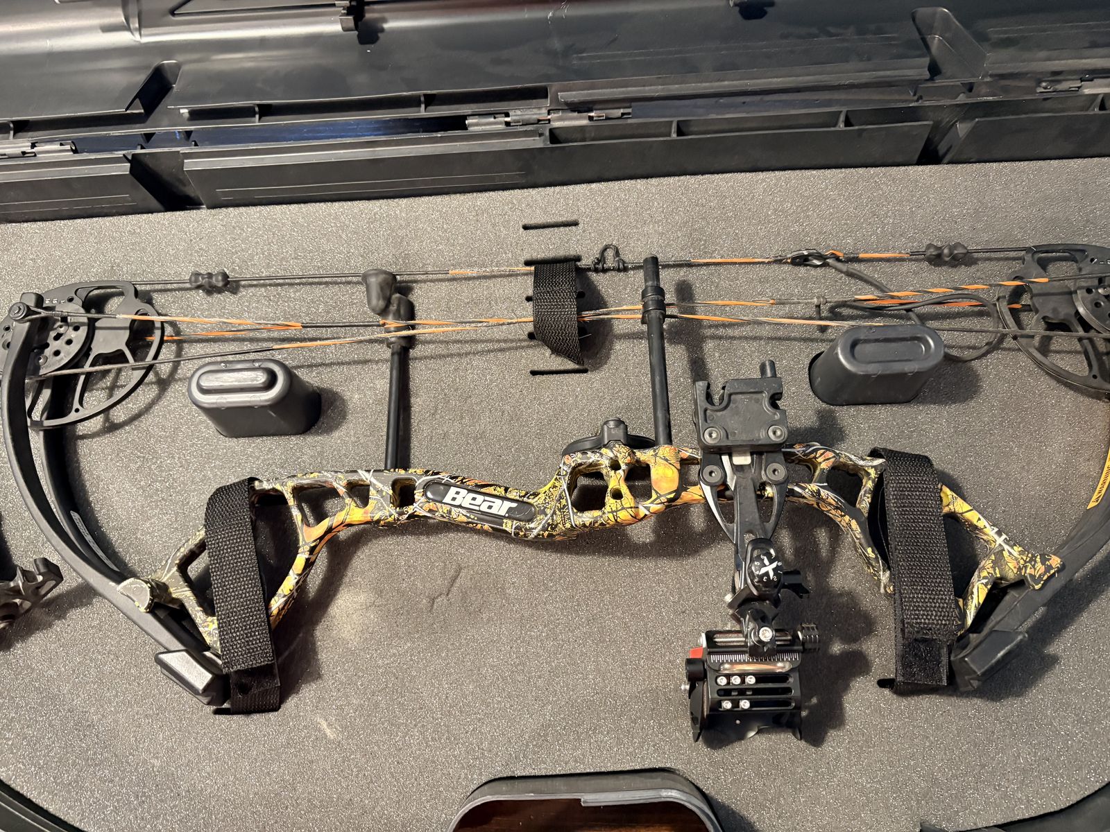 Youth - Bear Archery Compound Bow