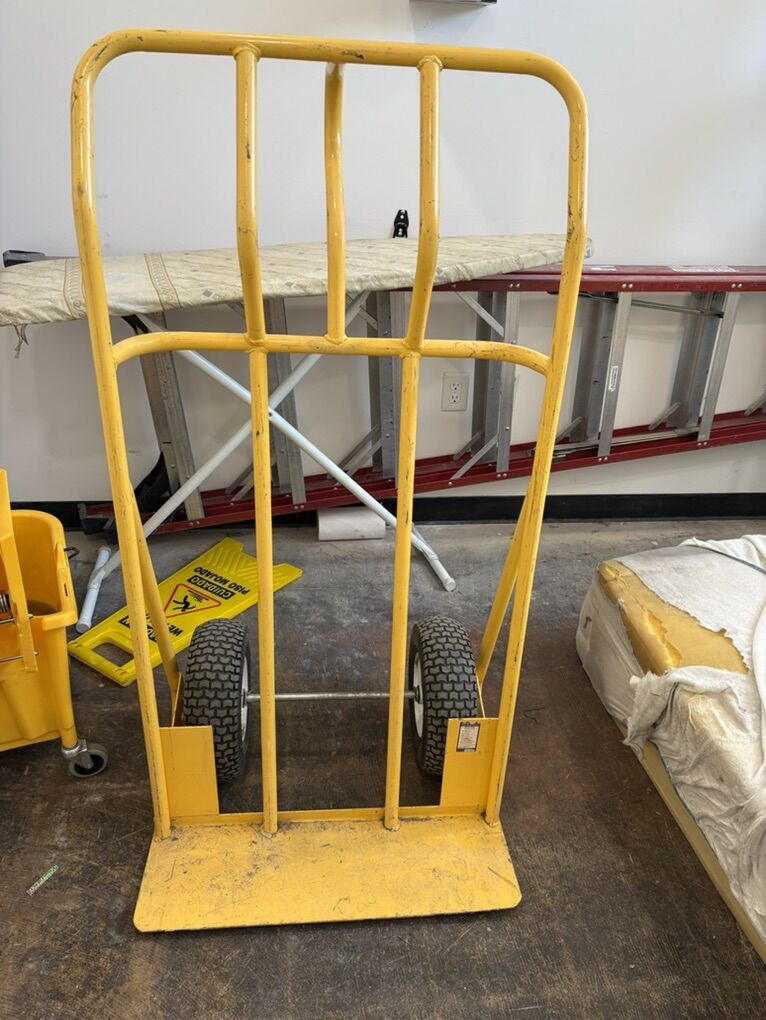 600lb Hand Truck