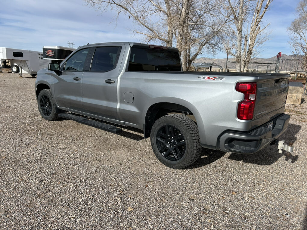 2023 CHEVROLET SILVERADO 1500 Custom