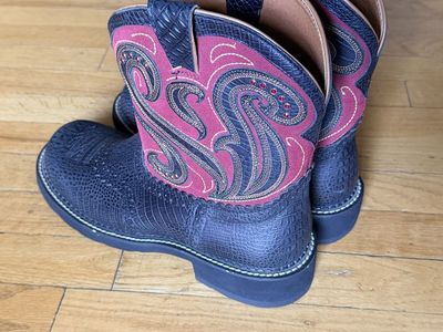 Brand New Ariat Boots
