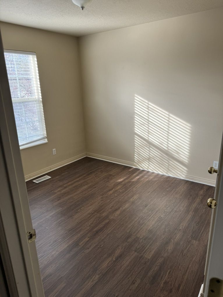 Bedroom For Rent