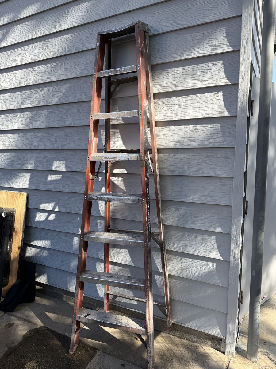 8’ Ladder