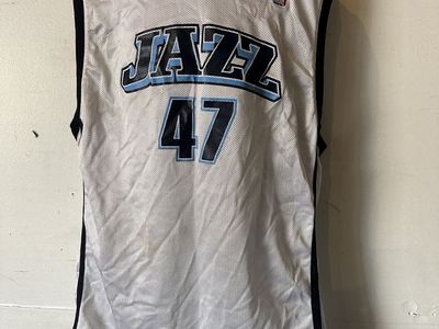 Utah Jazz Andre Kirilenko Youth Jersey Size Large (14-16)