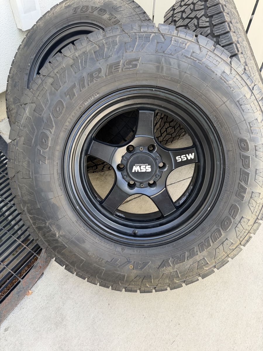 SSW Stryker wheels Toyo Tires Open Country A/T III tires
