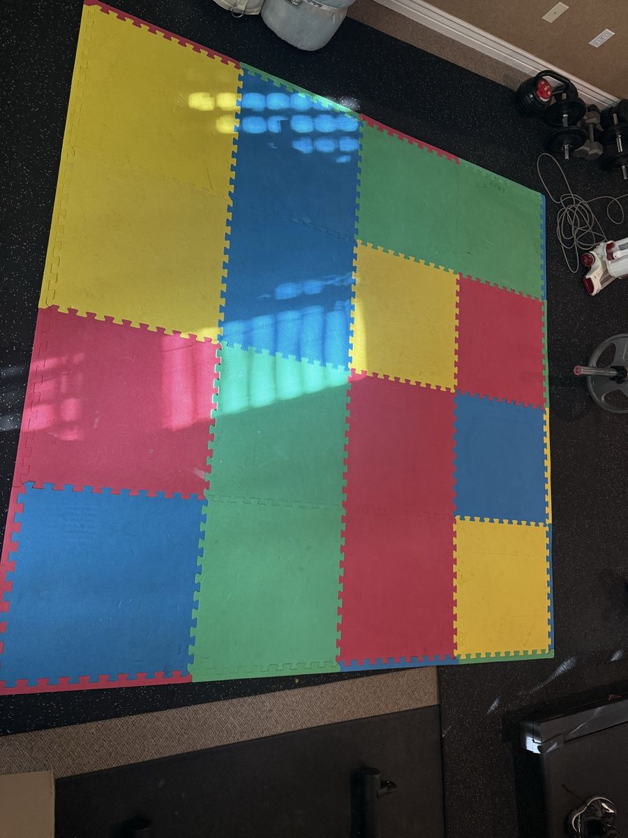 Main image 3