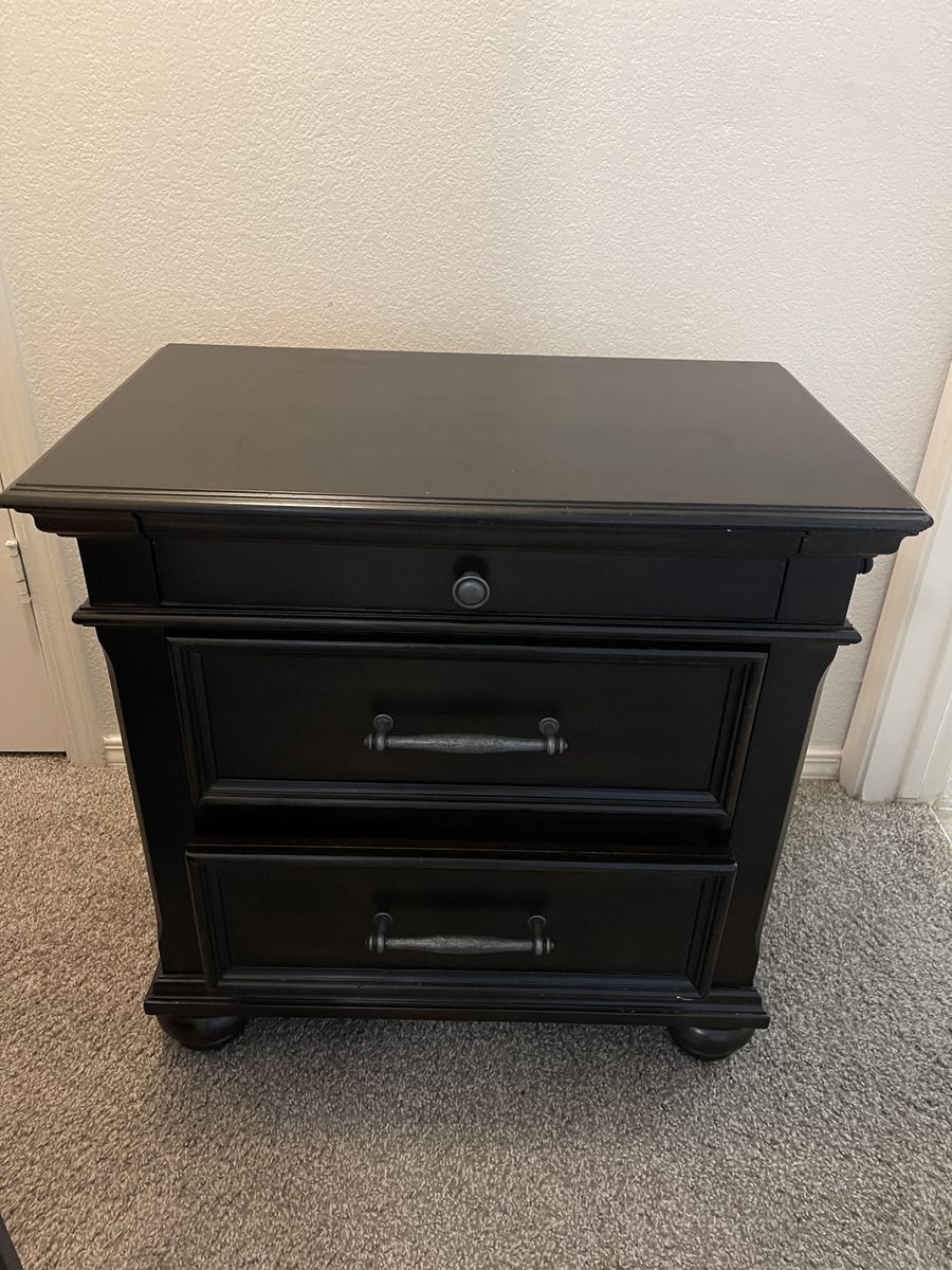Espresso Night Stand Solid Wood Easy/Soft Close Doors