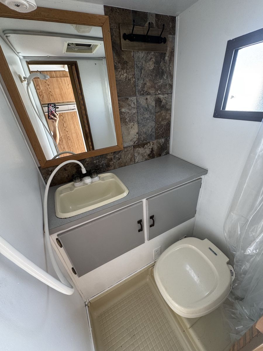 Main image 5