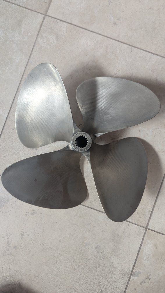 Surfing Wakeboard Prop Mastercraft Spline 14.75X15.75
