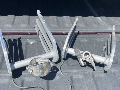 2- Wakeboard Racks Universal Fit
