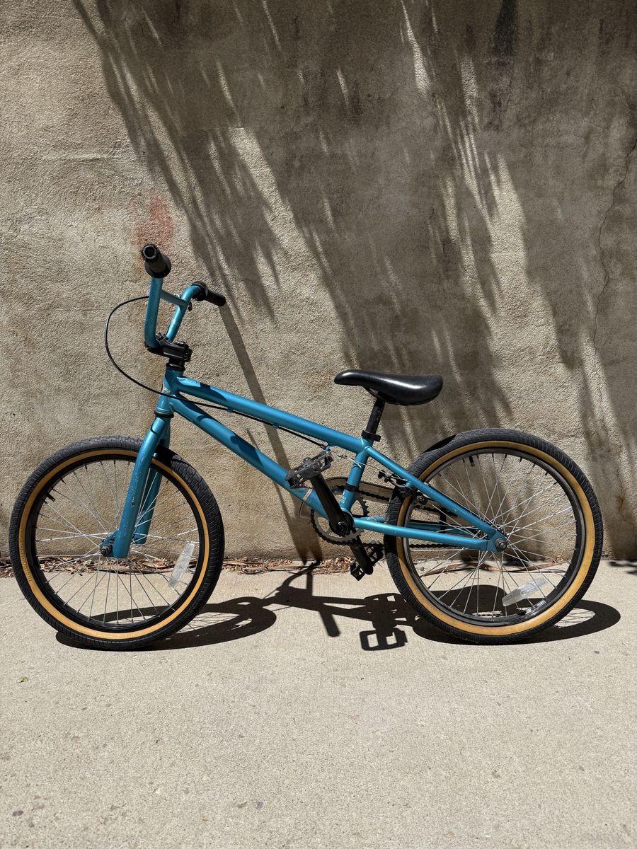 Felt Base 18.5 kids BMX. 20” wheel