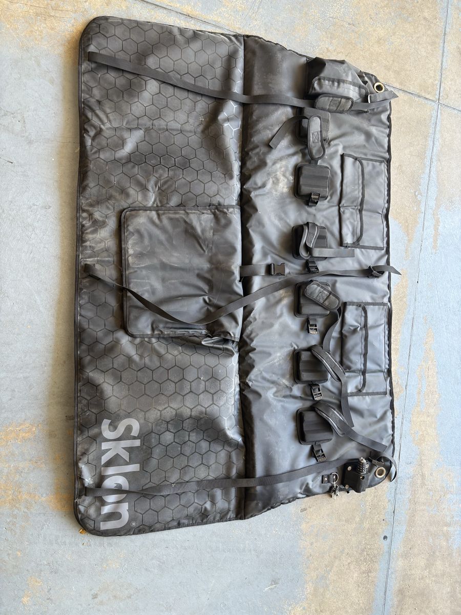 Main image 2