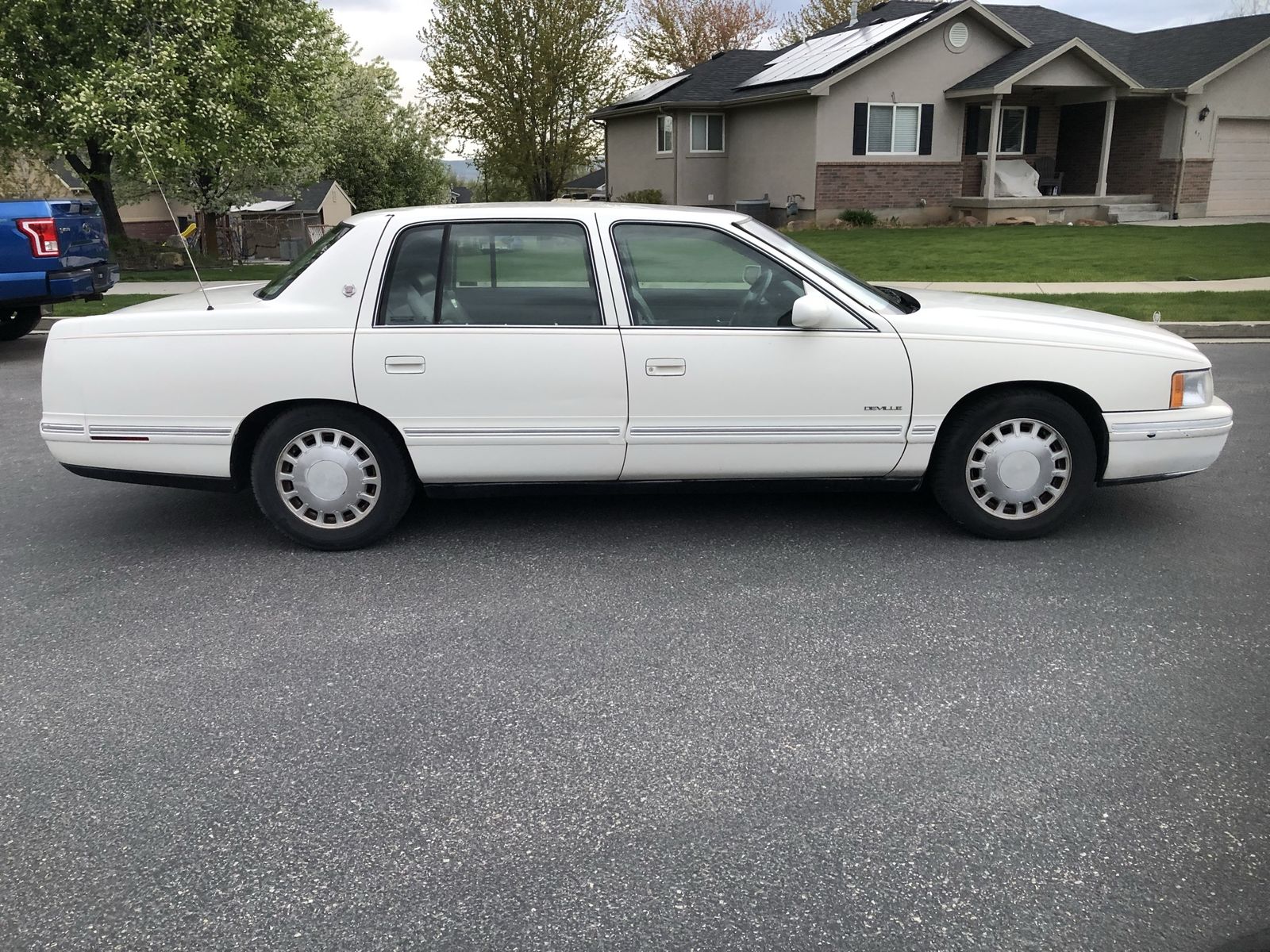 1999 Cadillac DeVille 