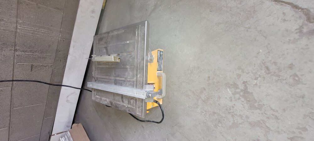 tile saw