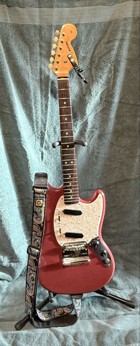 Fender Mustang Electric Guitar