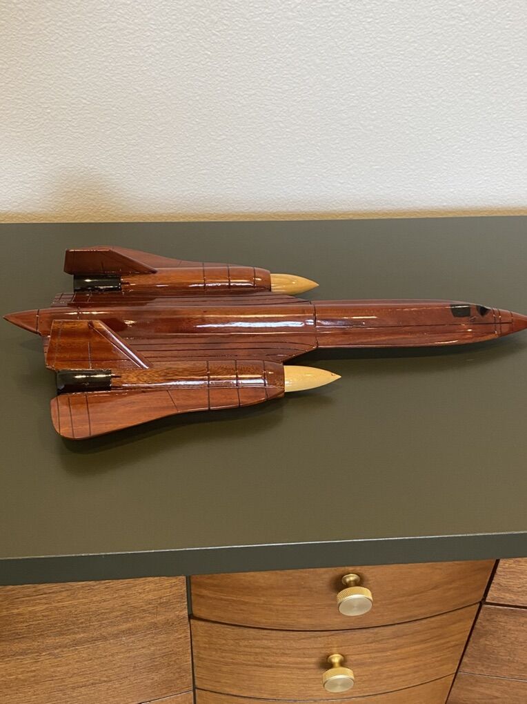 SR 71 Wood Model