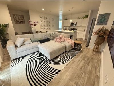 RC’s Parkwest Townhome For Rent