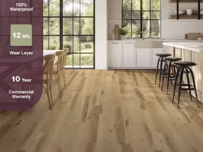 Leo Hill Oak Waterproof Click Lock Luxury Vinyl Plank Flooring