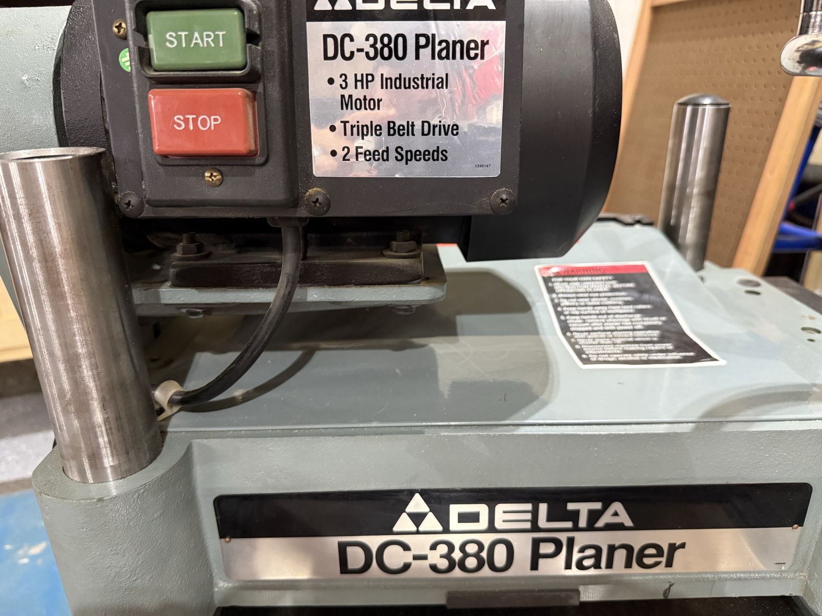 Delta DC-380 Planer 3 HP Industrial Motor Triple Belt Drive 2 Feed Speeds Woodworking