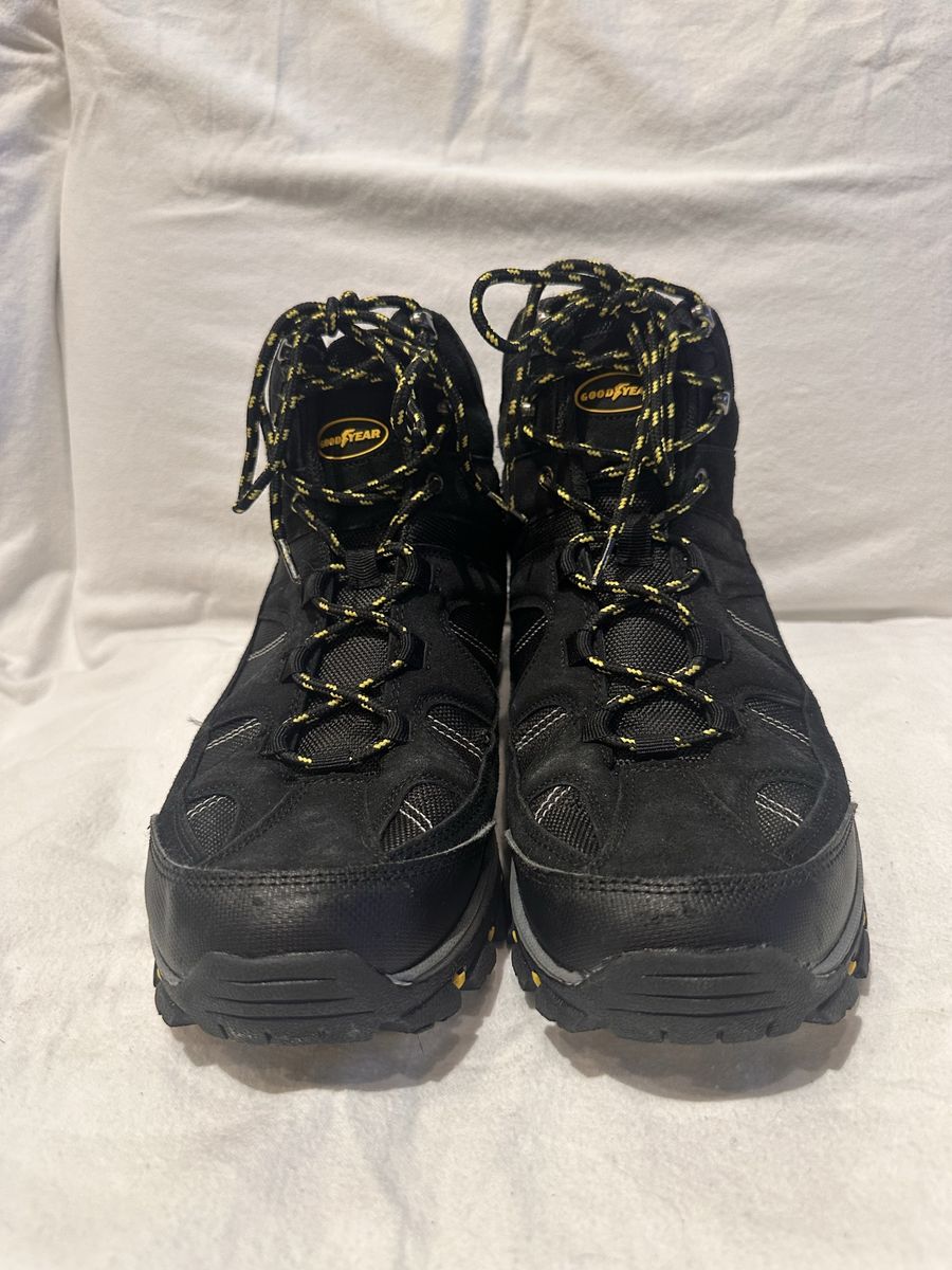 Goodyear men’s size 13 Teton, black Leather and textile like new hiking boots