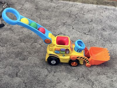 Toy Bulldozer for kids to push and pull