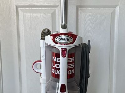 Shark Rotator NV400 Plug in Vacuum