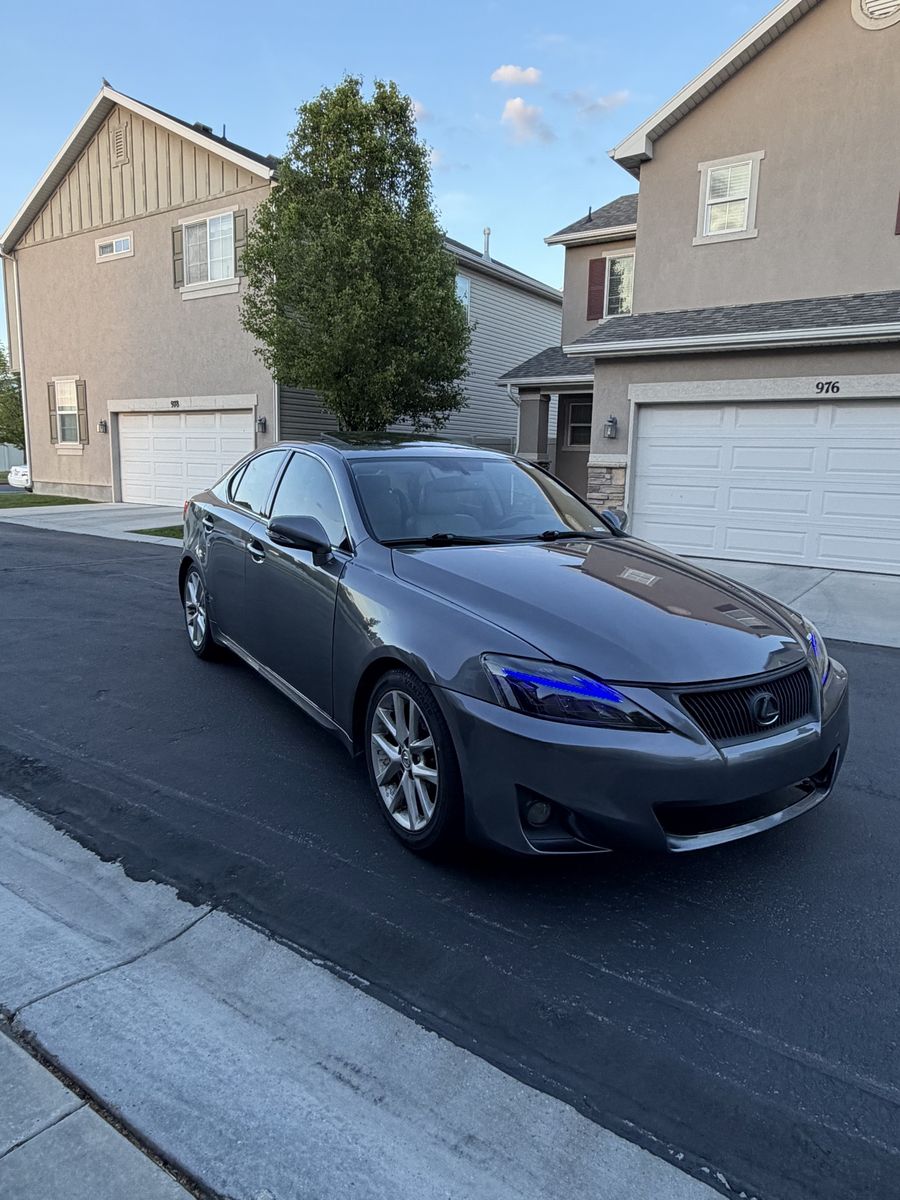 2013 LEXUS IS 250