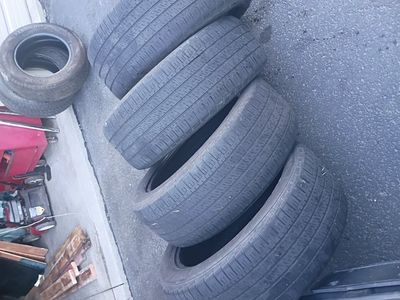 (4)Nokian One 235/65R18