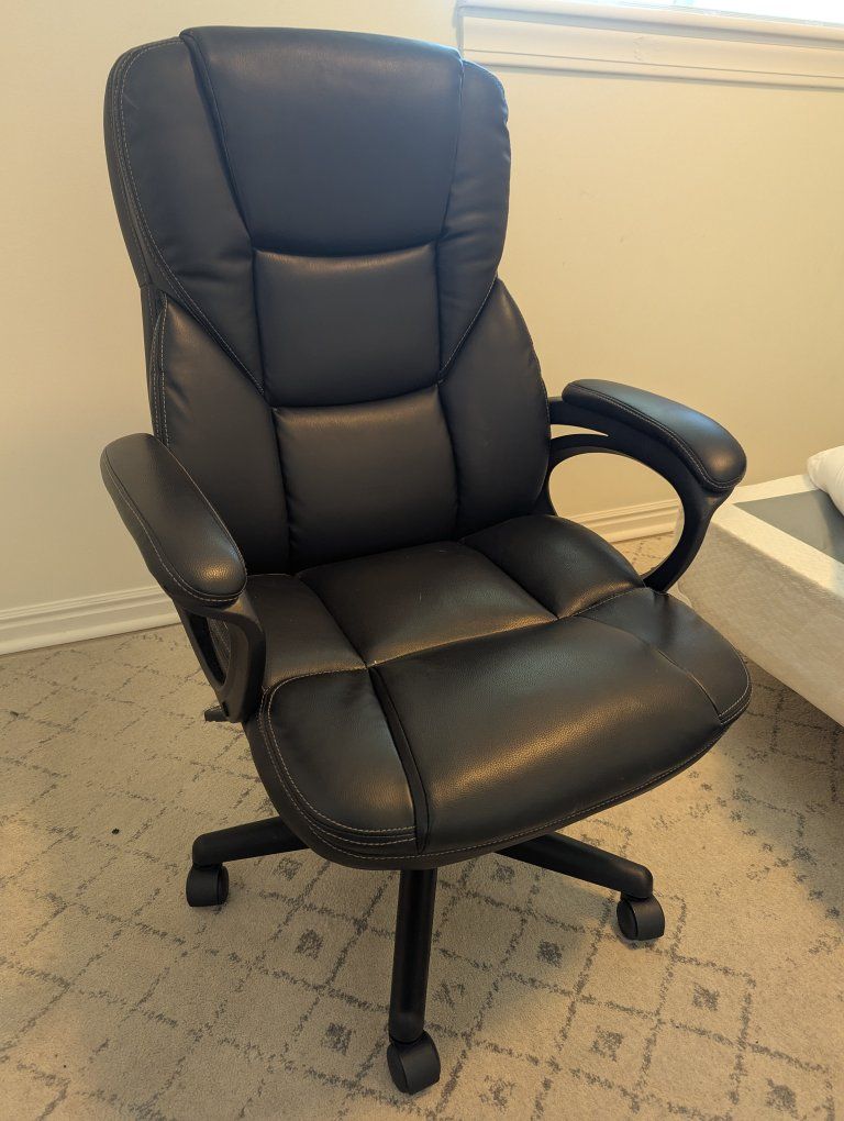Executive High-Back Office Chair – Excellent Condition