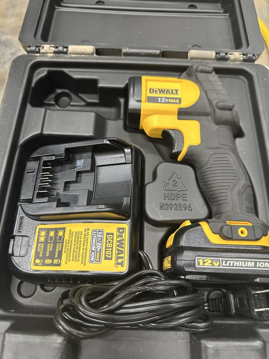 DeWalt DCT 414 Inferred  Thermometer