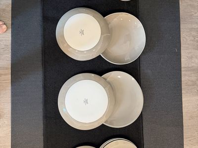 Williams Sonoma Taupe Dinnerware Set Plates and Bowls New!