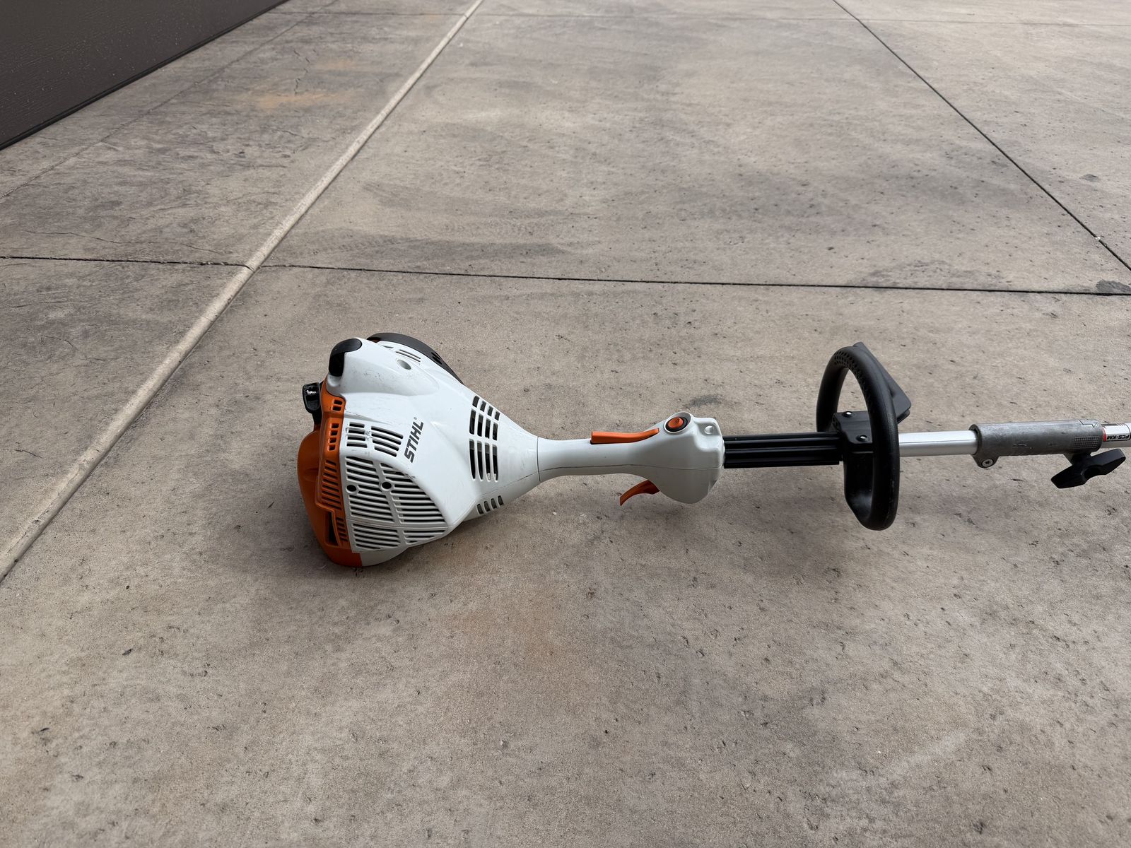 Stihl KM RC-E KombiSystem with String Trimmer & Edger Attachment