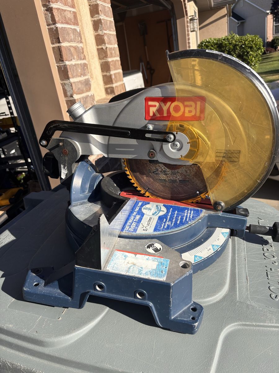 Ryobi 12" Miter Saw - well used, older model, still works great