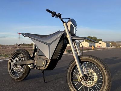 Y-Volt Surge V Supermoto Tires 35KW 70Mph *DEMO*