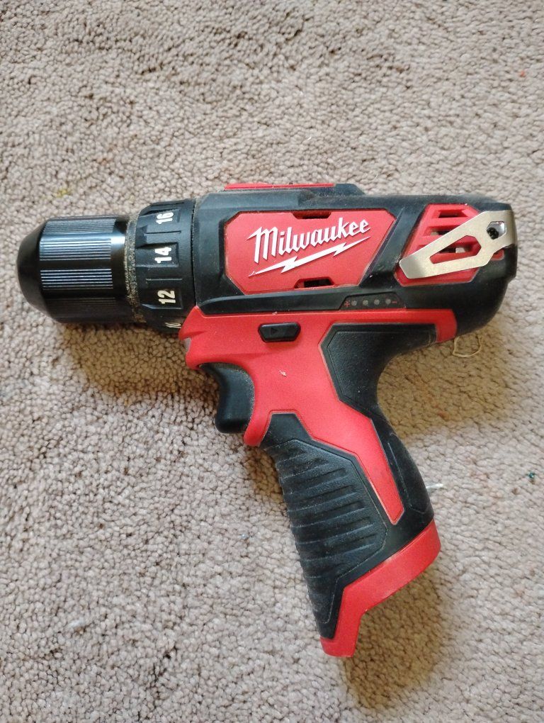 Milwaukee M12 3/8 Inch Drill Driver Cat No 2407-20 Tool Only