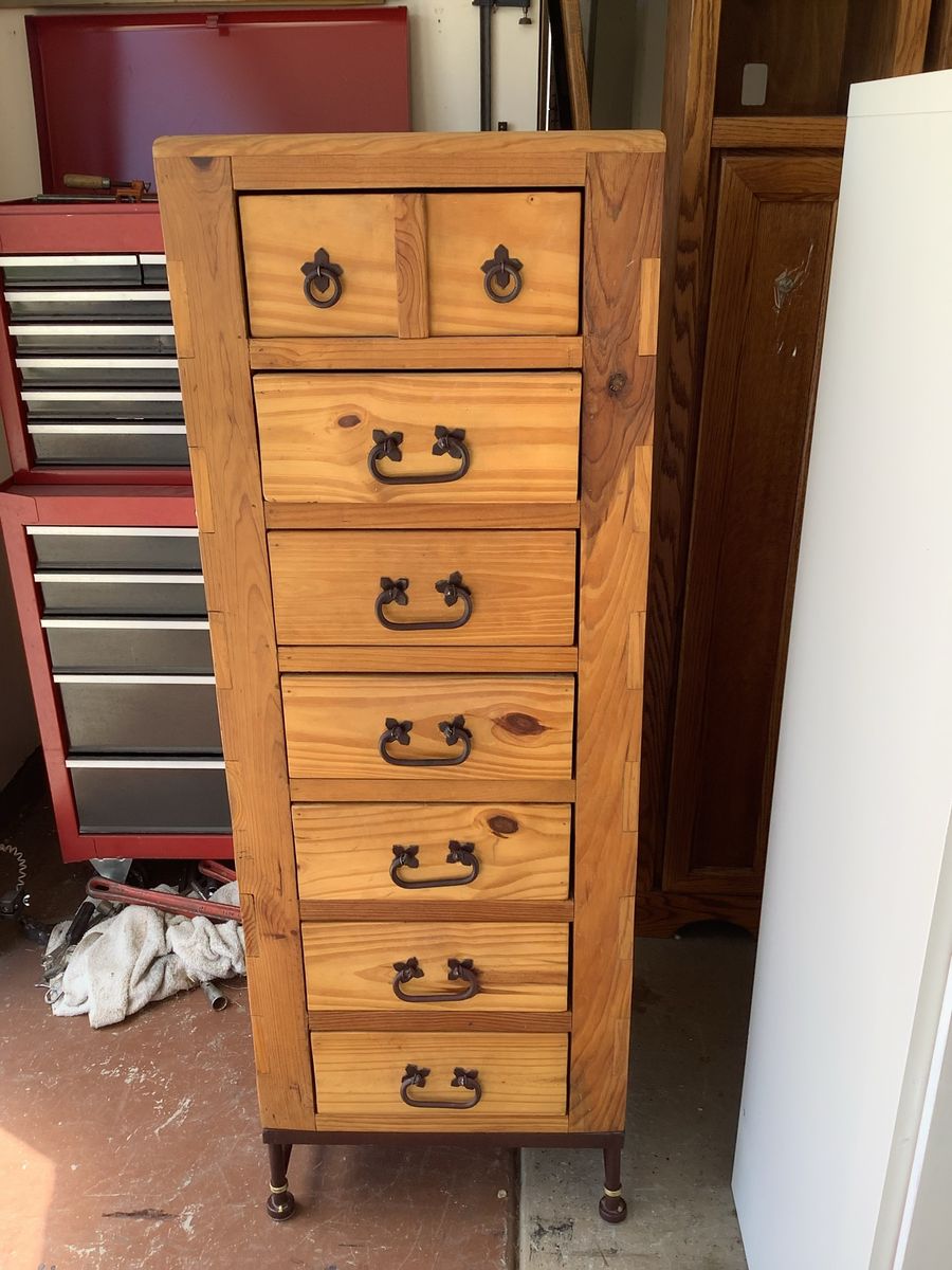 Darling 7 Drawer Knotty Pine Space Saver