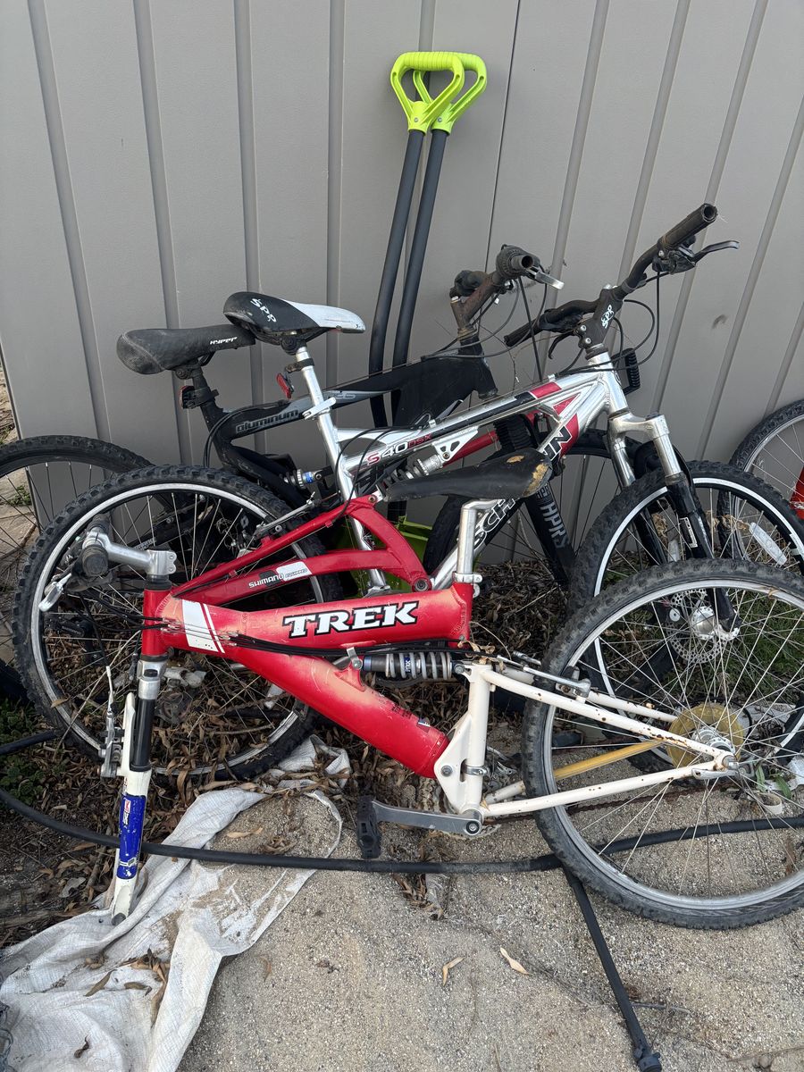 FREE Old Bikes For Parts Or Fixing