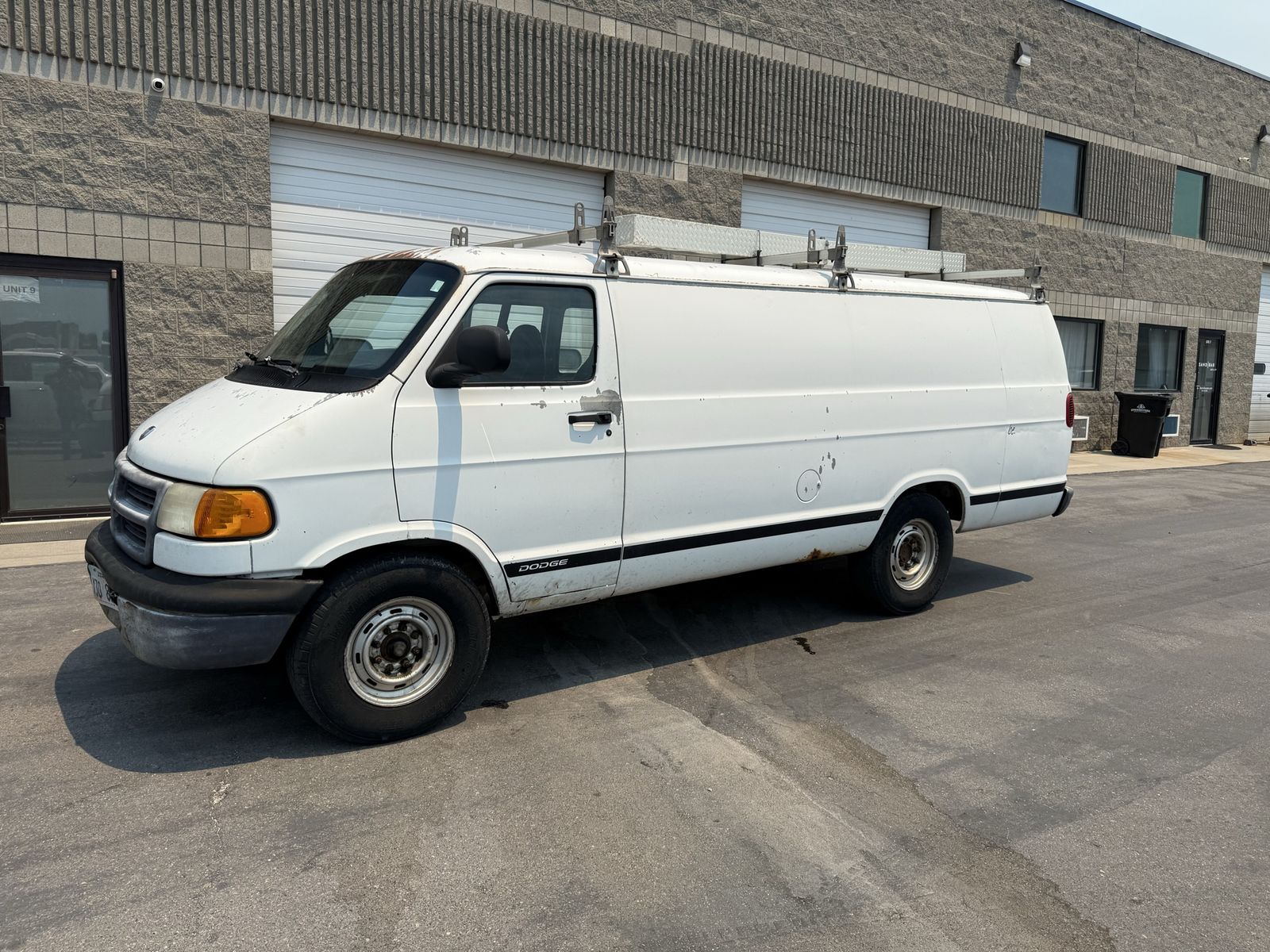 1998 Dodge Ram Van 3500 Maxi