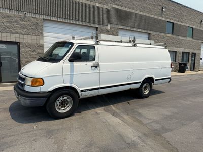 1998 Dodge Ram Van 3500 Maxi