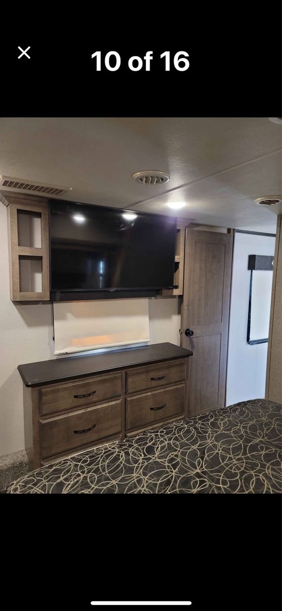 Main image 13