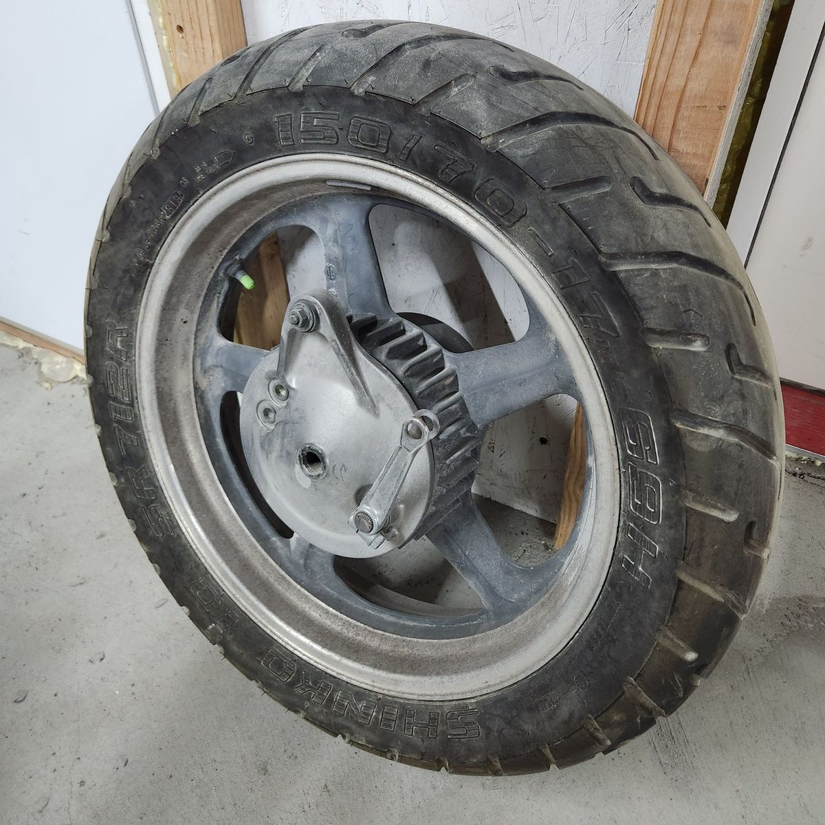 17" tubeless street bike rear wheel